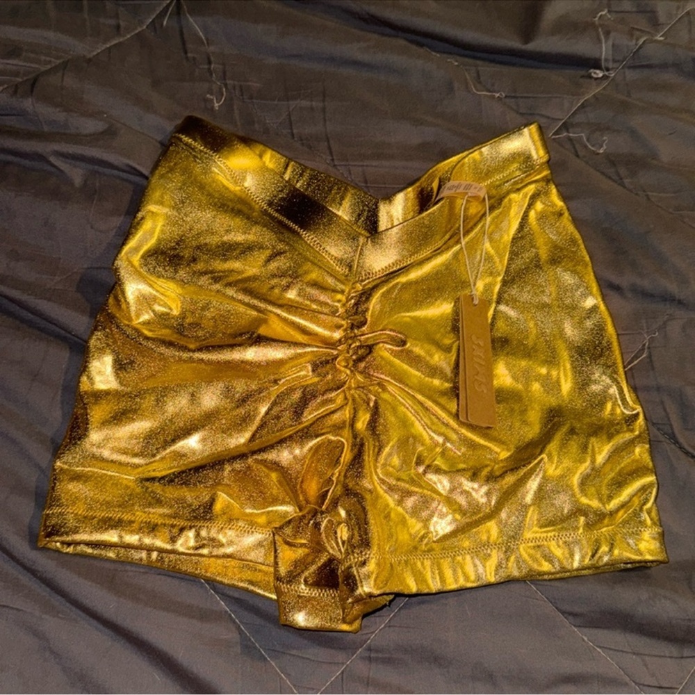 SKIMS SCRUNCHED GOLD SWIM SHORTS